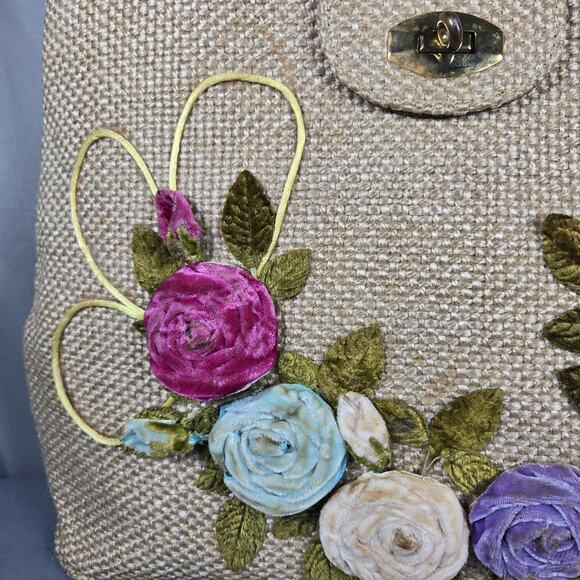 Vintage Handmade Tote Bag Velvet Flowers Woven Straw Look Purse Acrylic Handles - Picture 3 of 12